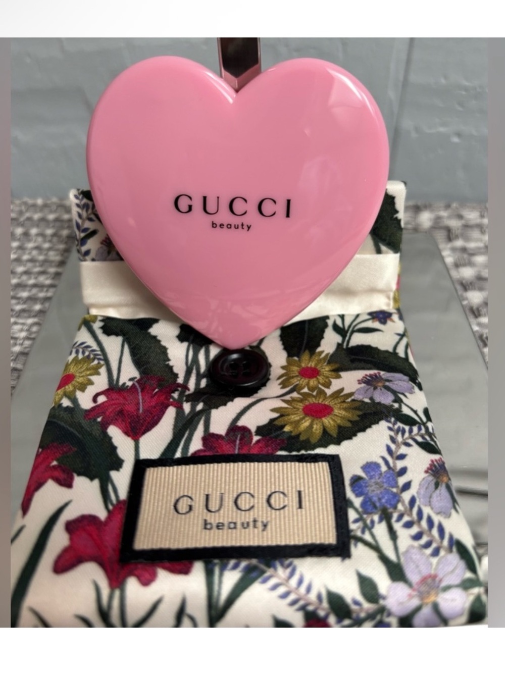 Gucci Beauty Pink Heart Compact Mirror NWT